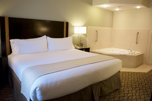 Holiday Inn Effingham image 24